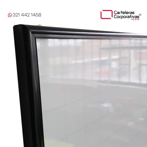 tablero acrílico sencillo tamaño detalle esquina