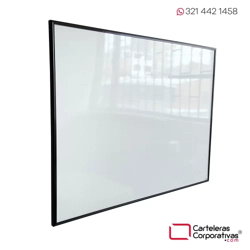 tablero acrílico sencillo tamaño 80x60 cm vista lateral