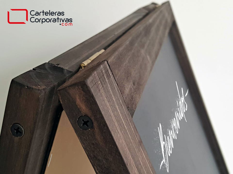 Tótem Publicitario De Pizarra Doble Cara Con Marco De Pino Blanco, 81x50.8x4.5 Cm, Plegable Y Resistente Al Viento Para Restaurantes